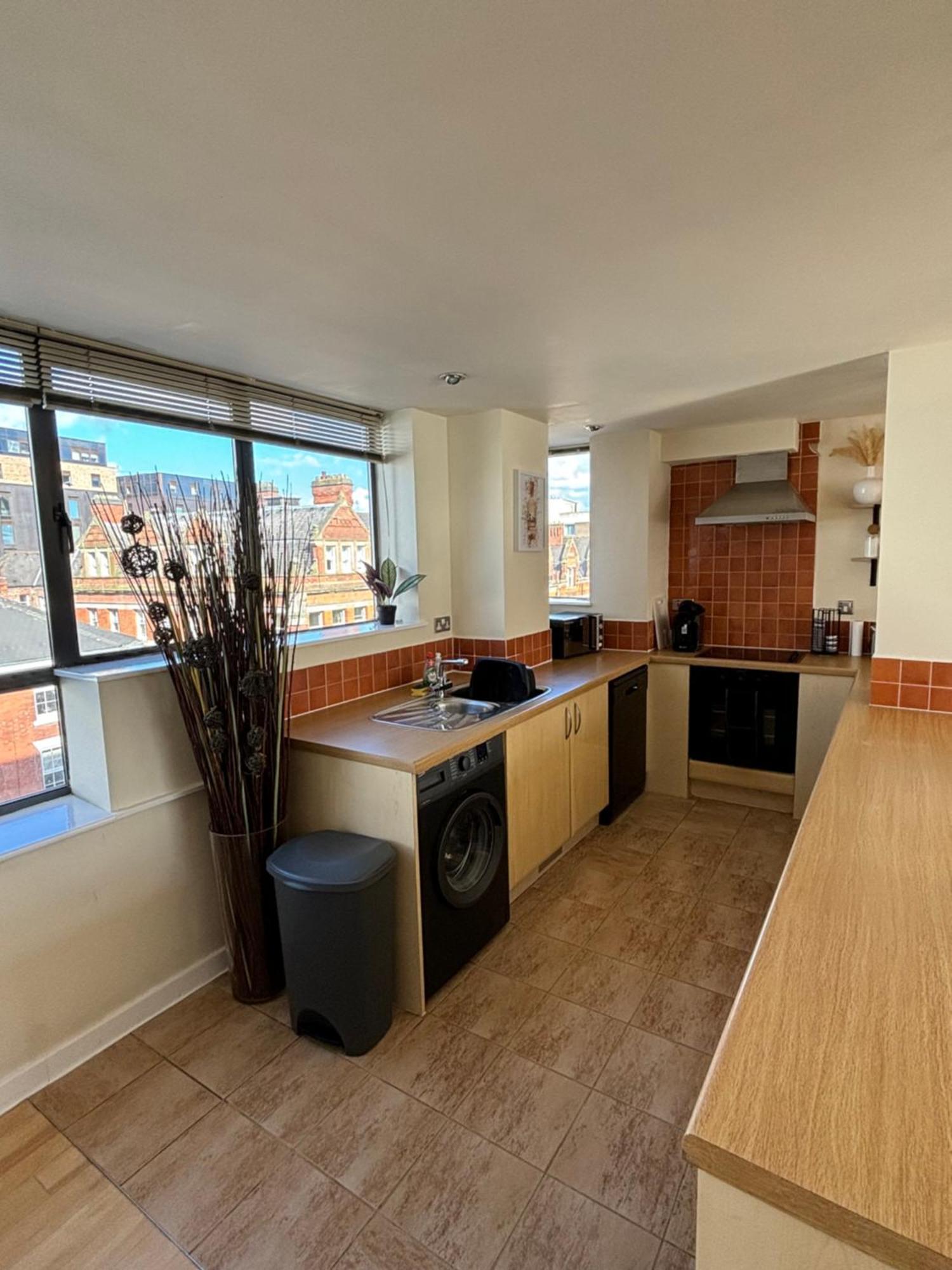Modern 2 Bdr Flat In Nottingham City Centre With Free Parking Eksteriør billede